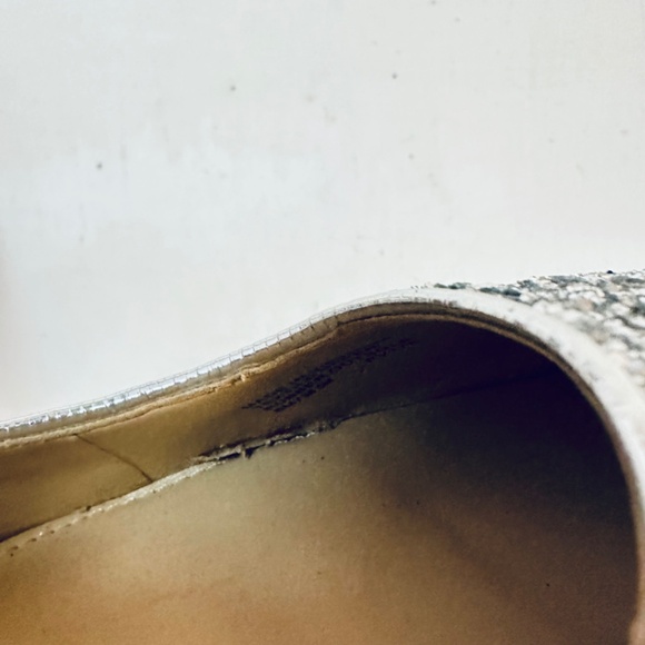 Michael Kors Glitter Silver Heels Size 8M New - Picture 9 of 12